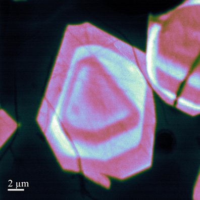 Observation d'olivine en cathodoluminescence